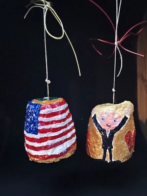 FOLK ART FUN 全新套装 Santa Trump 2025 圣诞装饰品 Bell 绘画 高尔夫俱乐部 — 第 1/4 张图片