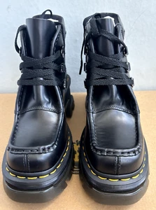 DR MARTENS BLACK  3-EYE CORRAN LEATHER HEELED BOOTS SIZE UK 6  EU 39 - Picture 1 of 8