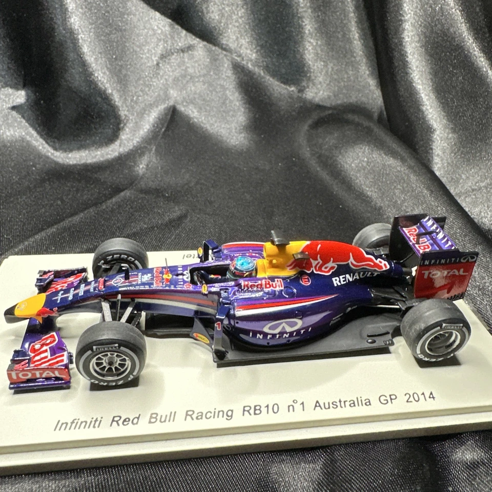1:43 Spark S3085 Infiniti Red Bull Racing RB10 Australian Grand Prix 2014 #1 USA - Image 1 of 4