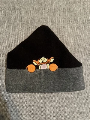 Gorro Vintage Disney Tigger Anos 90 Bordado Preto Cinza Tamanho Único Adulto - Imagem 1 de 4
