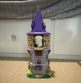 LEGO Disney Princess 41054 Rapunzel's Tower w/ Minifigures & Instructions