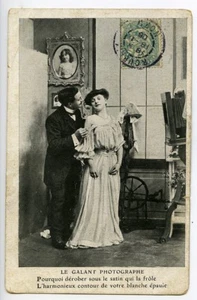France Risque Postcard the Gallant Photographer Erotica 1900 - Picture 1 of 2