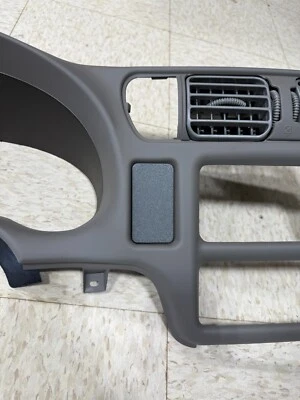 98-05 S10 BLAZER Sonoma Jimmy Bisel de tablero Una bolsa Interruptor Inserto de placa de eliminación (NUEVO) Foto 1 de 4