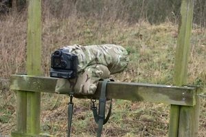 Kamera Sitzsack UNGEFÜLLT U-Form EREBIS Multi Camo, wasserdicht, + Einlagen - Bild 1 von 10