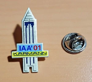 Karmann Pin Messeturm IAA 2001 Frankfurt - Maße 18x32mm - Picture 1 of 1