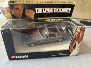 RARE CORGI JAMES BOND 007 THE LIVING DAYLIGHTS ASTON MARTIN VOLANTE 04801 NEW - Picture 1 of 5