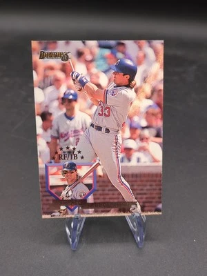 1994 Donruss Larry Walker #492 Montreal Expos - Image 1 of 2
