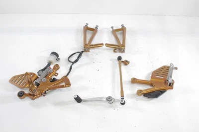 089 08-16 YAMAHA YZF R6 OEM RIGHT LEFT REARSETS REAR SET DRIVER FOOT PEGS #8593 - Imagen 1 de 4