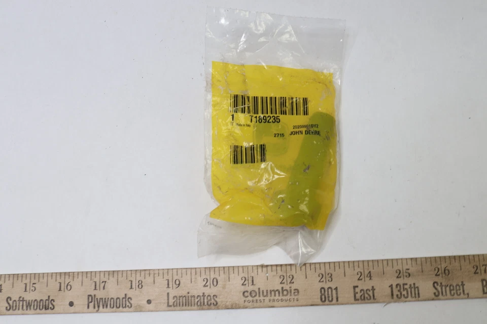 Parafuso de esteira John Deere T189235  - Imagem 1 de 1