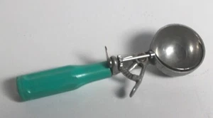 Vintage Progressus Stainless Ice Cream Scooper with Green BAKELITE Handle - Picture 1 of 7