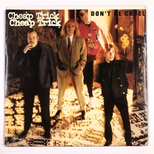 Cheap Trick - Don't Be Cruel 6528237 7" Vinyl Record Single Very Good Condition - Picture 1 of 6