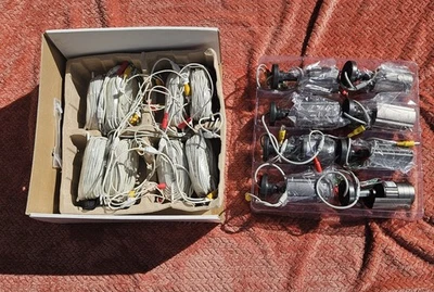 Q-See QSDS14273X8 Día y Noche Color Cámara Paquete de 8 Cámaras con Accesorios Foto 1 de 4