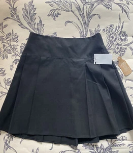 Brand New Girls School Skirt Pleated Uniform. (F&F) black 8-9 Years 1 Pack - Picture 1 of 5