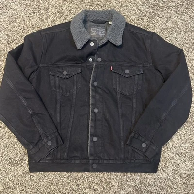 Levi’s Sherpa Jacket Trucker Black/Gray Duvall Denim Type 3 Jean Men’s Size M - Image 1 of 4