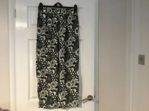 ladies Black And White printed trousers XL / XXL - Picture 1 of 3