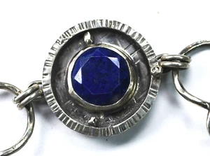 Brazalete espiral lapislázuli martillado Sterling Tmarra 8,5" - Imagen 1 de 5