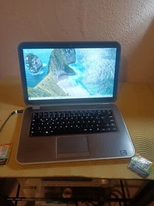 DELL INSPIRON 5523 15,6"  i5-3317U 8GB 128gb SSD nvidia gt630m 2GB WIN11 - Bild 1 von 8