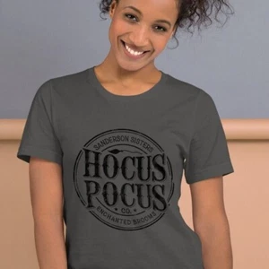 Hocus Pocus Co T-Shirt - Sanderson Sisters Enchanted Brooms - Bild 1 von 14