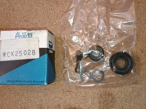 NEW TOKICO FRONT WHEEL CYLINDER SEAL KIT - FITS: DATSUN 620 PICK-UP (1975-77) - Picture 1 of 2
