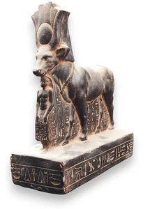 Ancient Egyptian Statue of Hathor Protecting Psamtik Black Stone Sculpture - Picture 1 of 9
