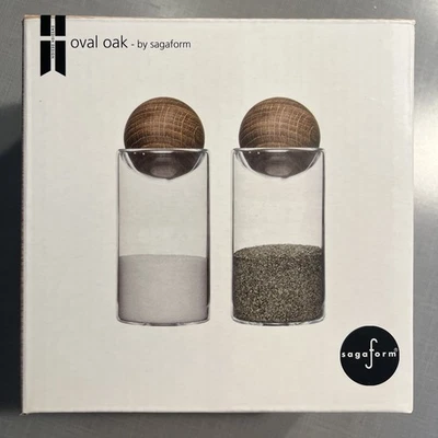 Juego de 2 tapones de roble de vidrio para sal y pimienta Sagaform Nature Collection Foto 1 de 4