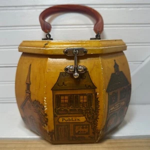 Borsello scatola legno vintage dipinto a mano con manico in lucite negozi e negozi città - Foto 1 di 9