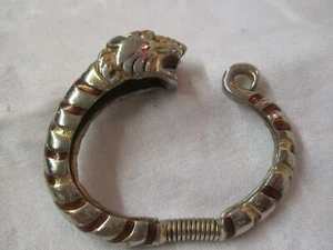 Vintage gold tone spring Cuff Bracelet Tiger by the Tail - Picture 1 of 3