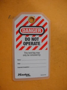 Master Lock 497A Heavy Duty English Tags - - SEE DESCRIPTION - Picture 1 of 4