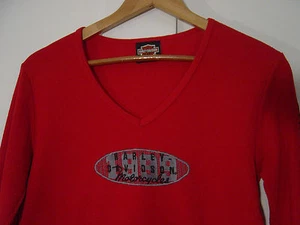 SUÉTER CUELLO EN V ROJO MANGA LARGA PARA MUJER HARLEY DAVIDSON TALLA MEDIANA - Imagen 1 de 5
