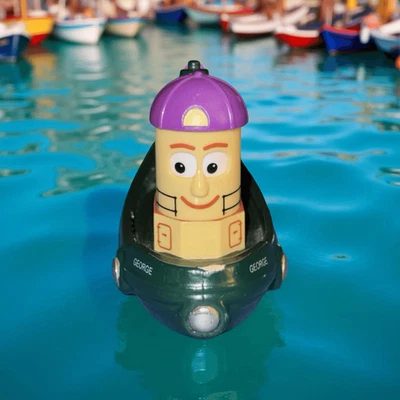 Ojos de barco de plástico de madera Ertl George se mueven desde el remolcador Theodore A26 Foto 1 de 4