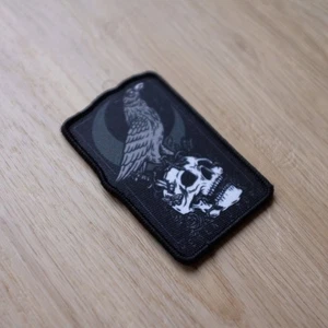 MEMENTO MORI| Rabe/Skelett Totenkopf Gothic | Patch Klett Aufnäher Moral Eckig - Bild 1 von 3