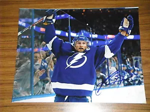 TAMPA BAY LIGHTNING STEVEN STAMKOS SIGNED CELEBRATION 11X14 - Picture 1 of 1