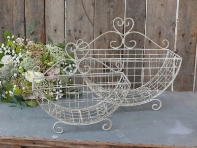 Chic & Antique Korb mit Herz Dekor S2 Shabby Chic Drahtkorb Standkorb *ABVERKAUF - Bild 1 von 2