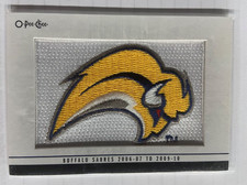 2013-14 O-Pee-Chee Team Logo Patch #110 Buffalo Sabres '06-7 to '09-10 (Primary