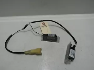 MG ZS 2022-23 PAIR OF REAR NUMBER PLATE LIGHTS 10415838 R8465 - Picture 1 of 10