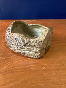 Hillstonia Brown Stoneware Log Shape Planter 12 X 10 X 6.5 Cm - Picture 1 of 9