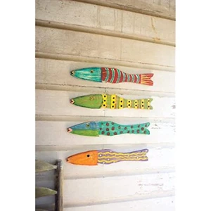 SET OF FOUR RECYCLED WOOD FOLK ART FISH - Bild 1 von 1