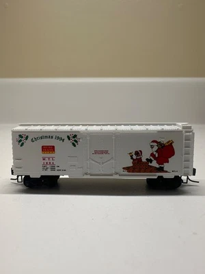 Z SCALE MTL 40' BOX CAR 1994 HOLIDAY CAR - Image 1 of 4