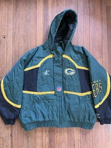 Giacca con cappuccio vintage Green Bay Packers logo 7 giorni di gioco puffer adulto 3XL *LEGGI - Foto 1 di 9