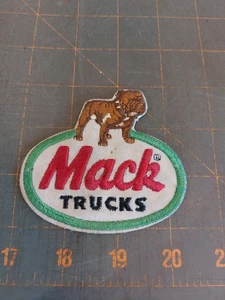 Vintage Mack Trucks Driver Patch Bulldog Green Red White - Picture 1 of 6