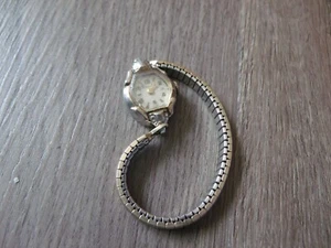 RELOJ PULSERA PAUL'S SUIZO MUJER COLOR PLATA COLECCIONABLE PARA REPUESTOS O REPARACIÓN - Imagen 1 de 3