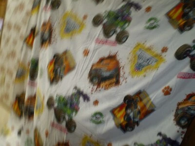 2013 Monster Jam Twin Flat sheet (bed) Grave digger monster with pillow case! - Image 1 of 4