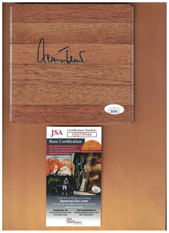 Jerry West TABLA DE PISO AUTOGRAFIADA 6X6 FIRMADA POR LOS ANGELES LAKERS AUTENTICADA JSA Foto 1 de 1