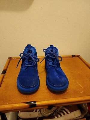 НОВЫЙ UGG МАЛЫШ NEUMEL II КОРОЛЕВСКИЙ СИНИЙ CHUKKA БОТИНКИ РАЗМЕР 1Y, МОДЕЛЬ # 1017320T - Изображение 1 из 4