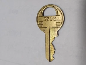 Master Co. # 3212 Trunk Padlock Lock Key USA Antique Desk  - Picture 1 of 2