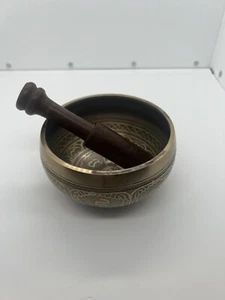 Mantra Engrave singing Bowl - Picture 1 of 11