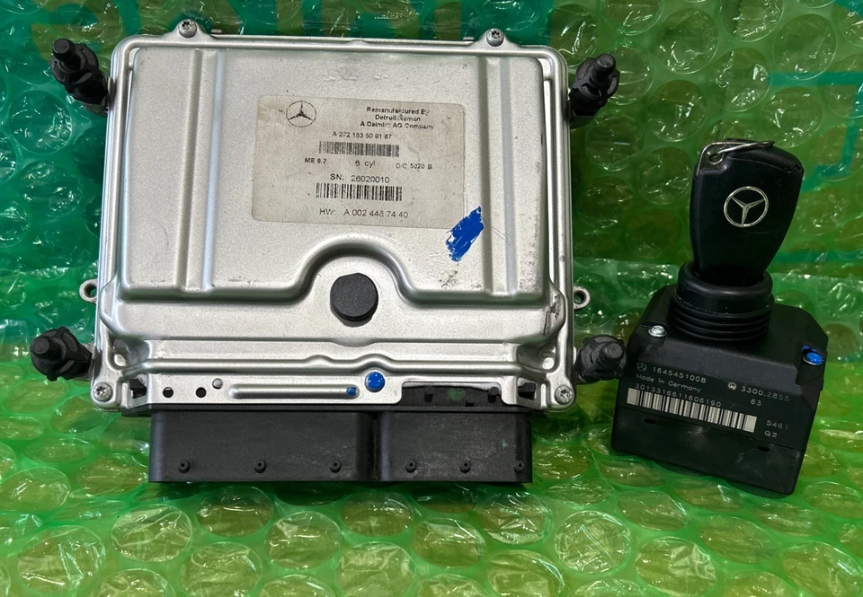 Unidad de control del motor Mercedes ML350 ECU 2006-2009 A272153509187 con llave OEM Foto 1 de 4