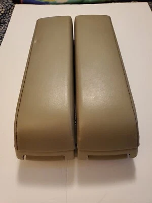 Infiniti FX35 2003-2005 consola central tapa cuero beige reposabrazos almacenamiento deslizante Foto 1 de 4