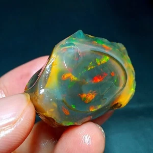 151 Cts Natural Ethiopian Welo Opal Rough – A+ Fire Gem, Rare Size 35x35x25mm - Picture 1 of 6