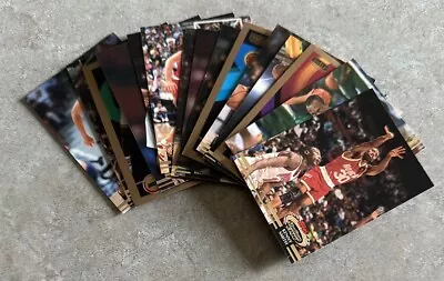 Vintage Mixed Lot of 15 NBA Houston Rockets Trading Cards - Image 1 of 3
